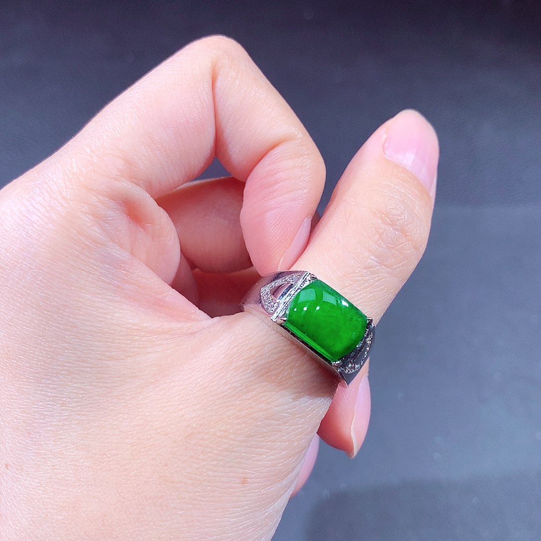 未镶嵌戒指翡翠翡翠