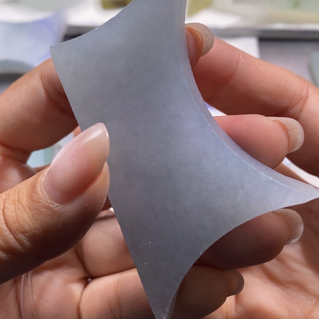 未镶嵌挂件翡翠阿****身