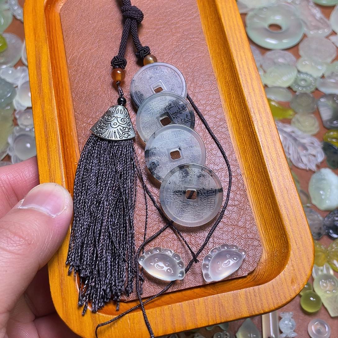 同***脚蛇纹石玉未镶嵌手机绳