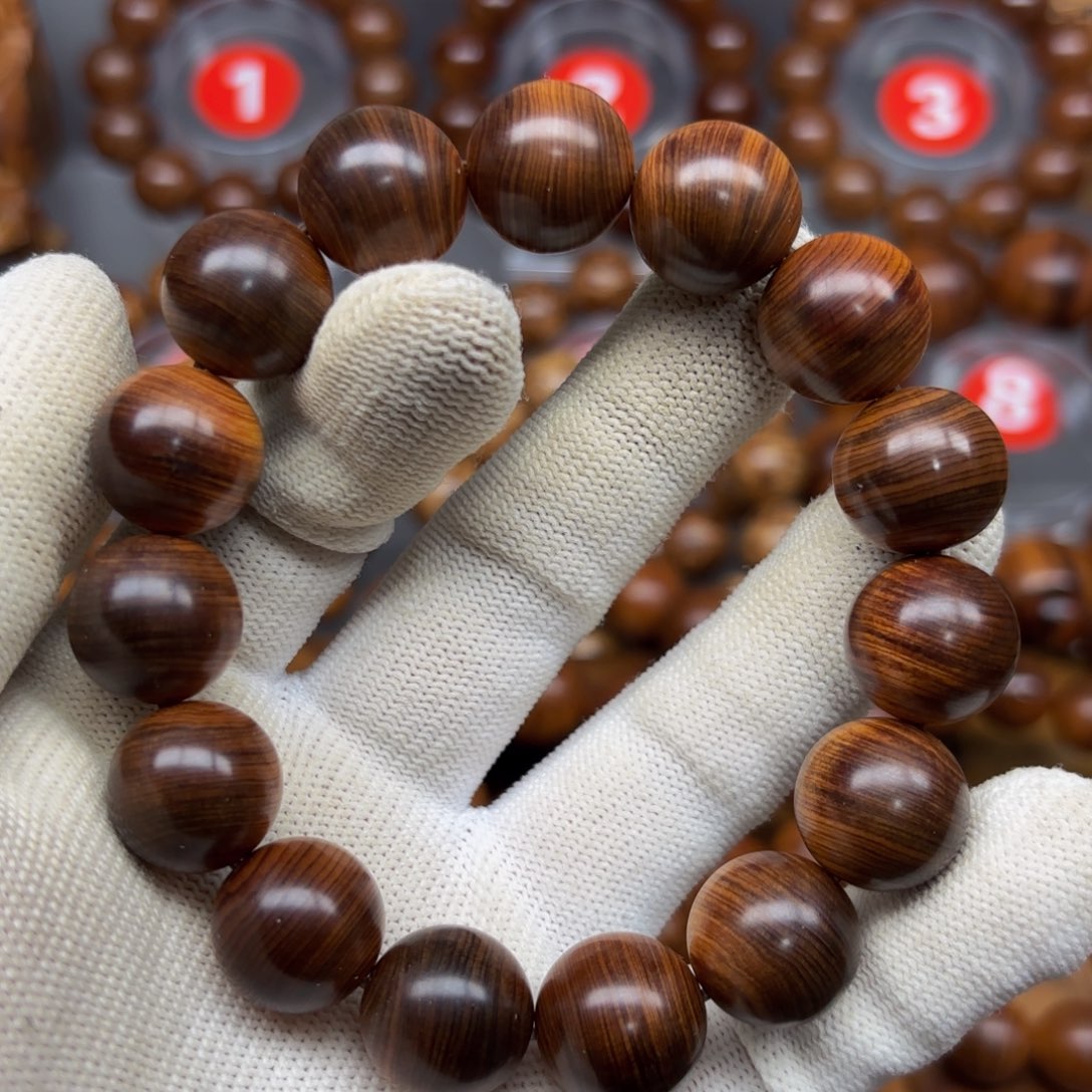 柏木（崖柏）太行崖柏蚕丝纹干黑油彩骨香料1.5