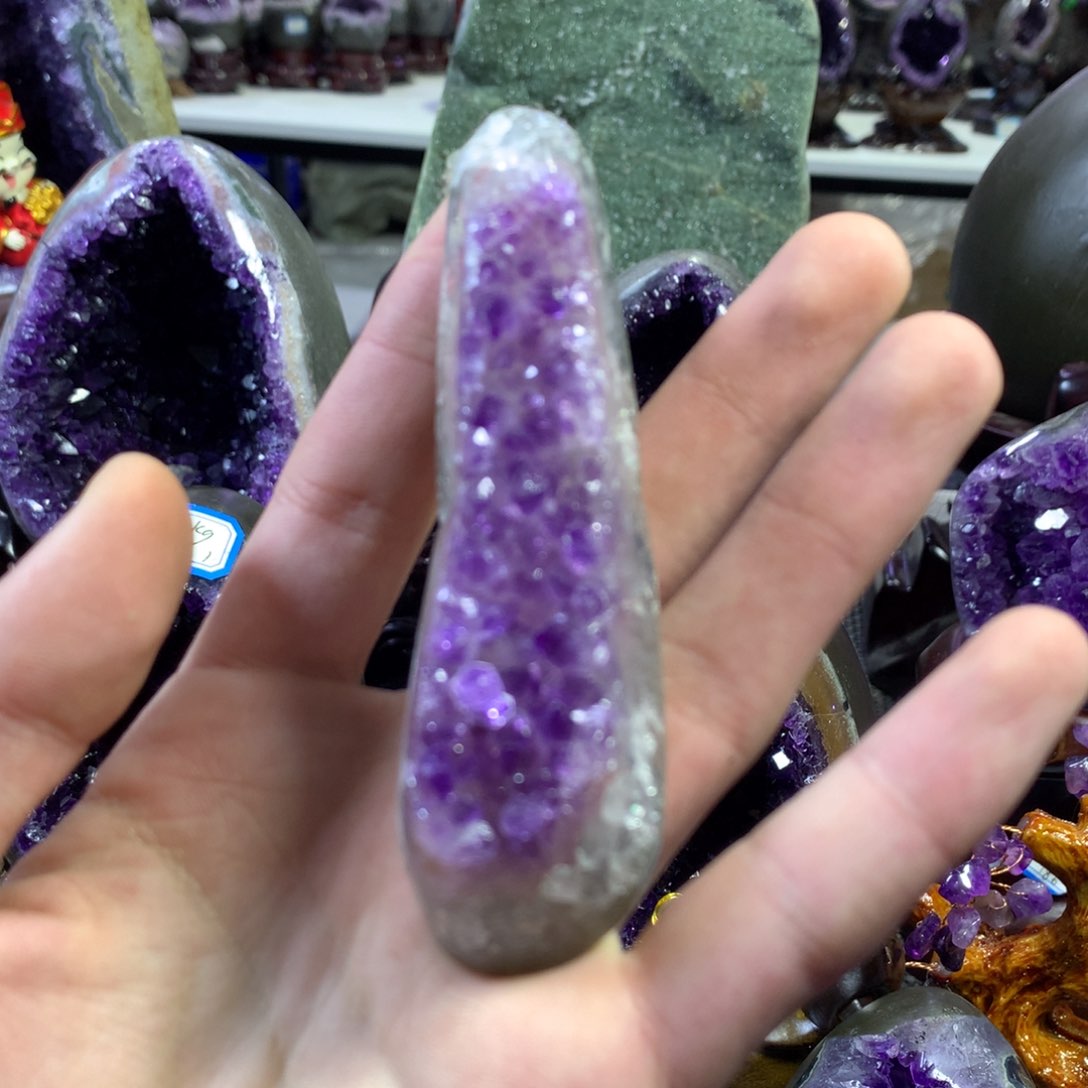 水晶小葛摆件未镶嵌