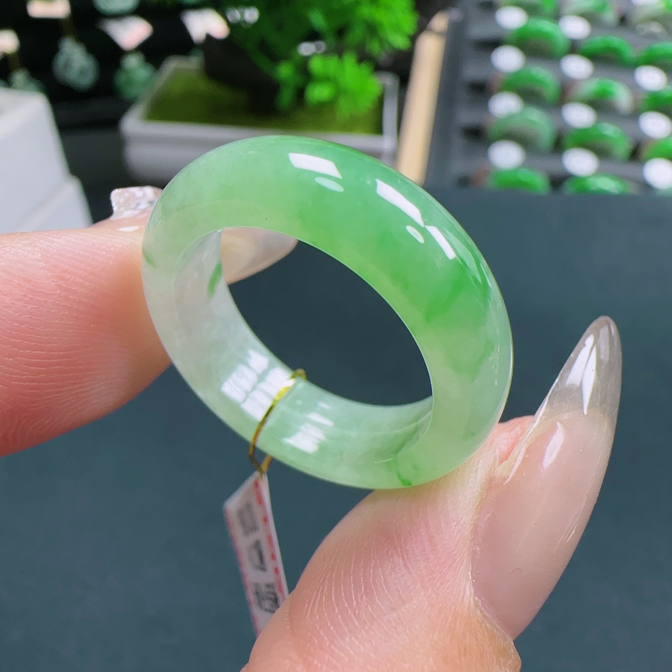 缅甸纯天然A货翡翠冰飘甜绿16号圈口戒指 内径17.8*6.4*3.1 A5576