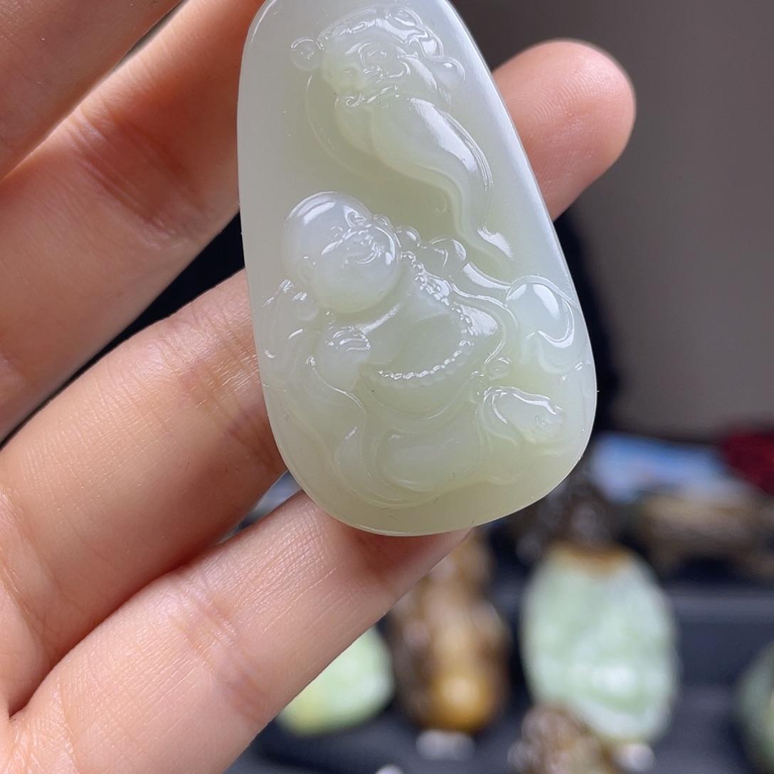 和田玉未镶嵌颈饰