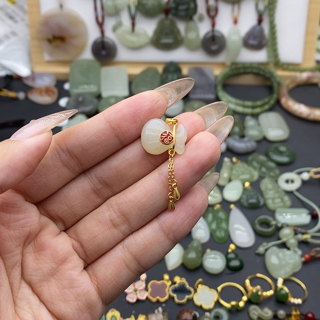 和田玉吊坠(不含链)银S925镶嵌