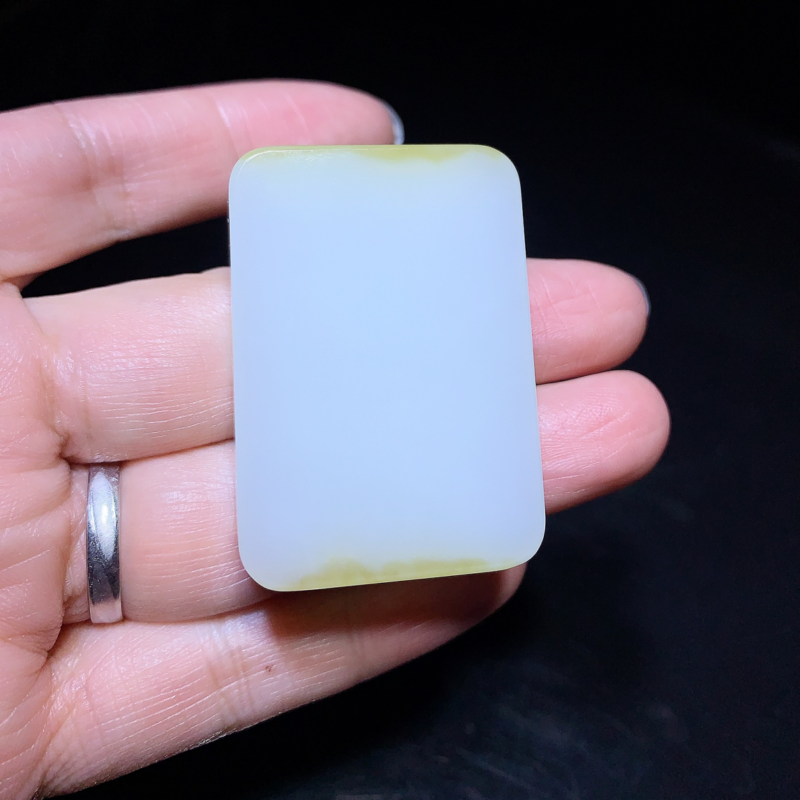 和田玉羊脂玉糖白平安牌～43克