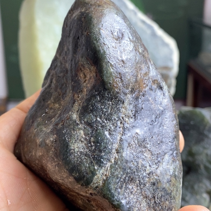 蛇纹石玉珠宝岫玉原石未镶嵌