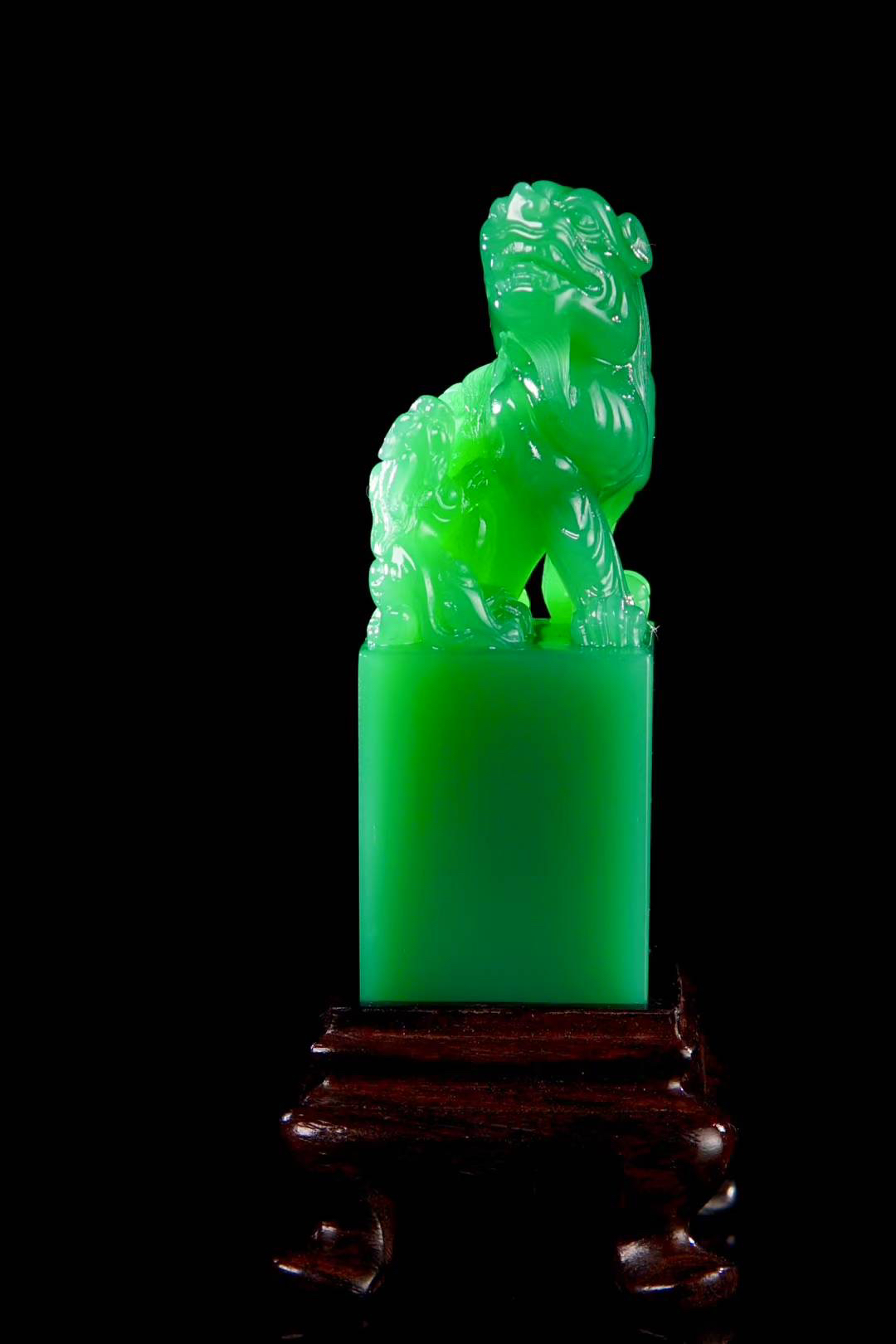 名贵雅安绿瑞兽印章，独特题材彰显魅力