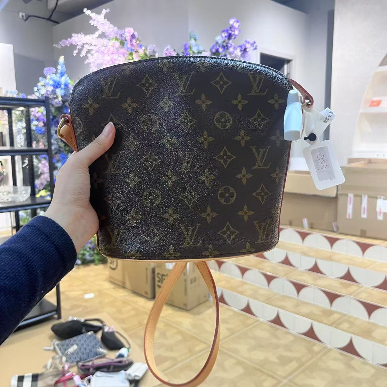 95新 LouisVuitton/路易威登 x 95新 路易威登 酒壶包（植养）