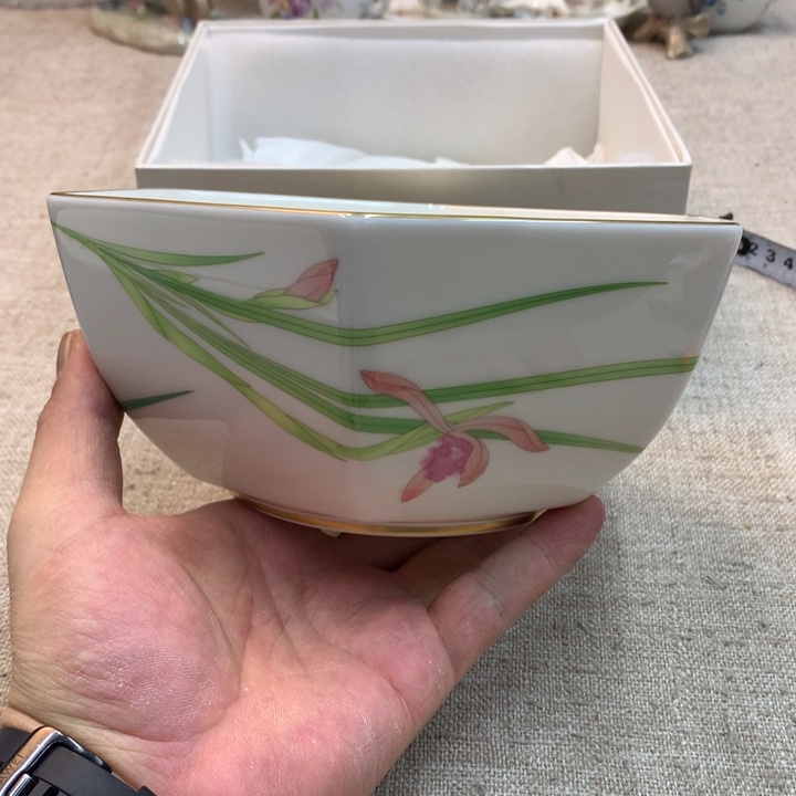 金瓷阁家的美丽瓷器