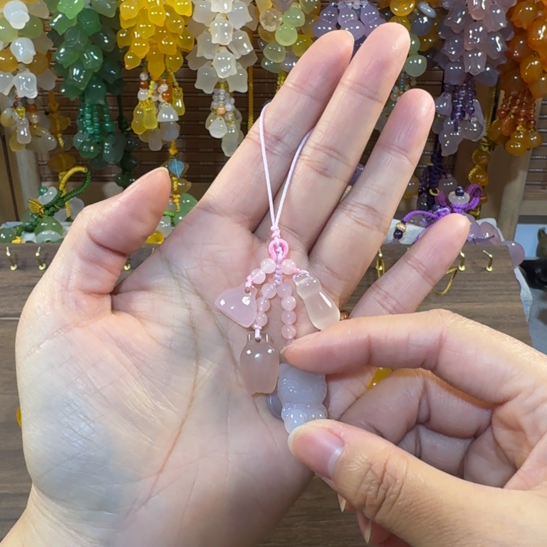 晓***妍玛瑙/玉髓未镶嵌福利款挂件通货料子不挑新疆西藏不包邮