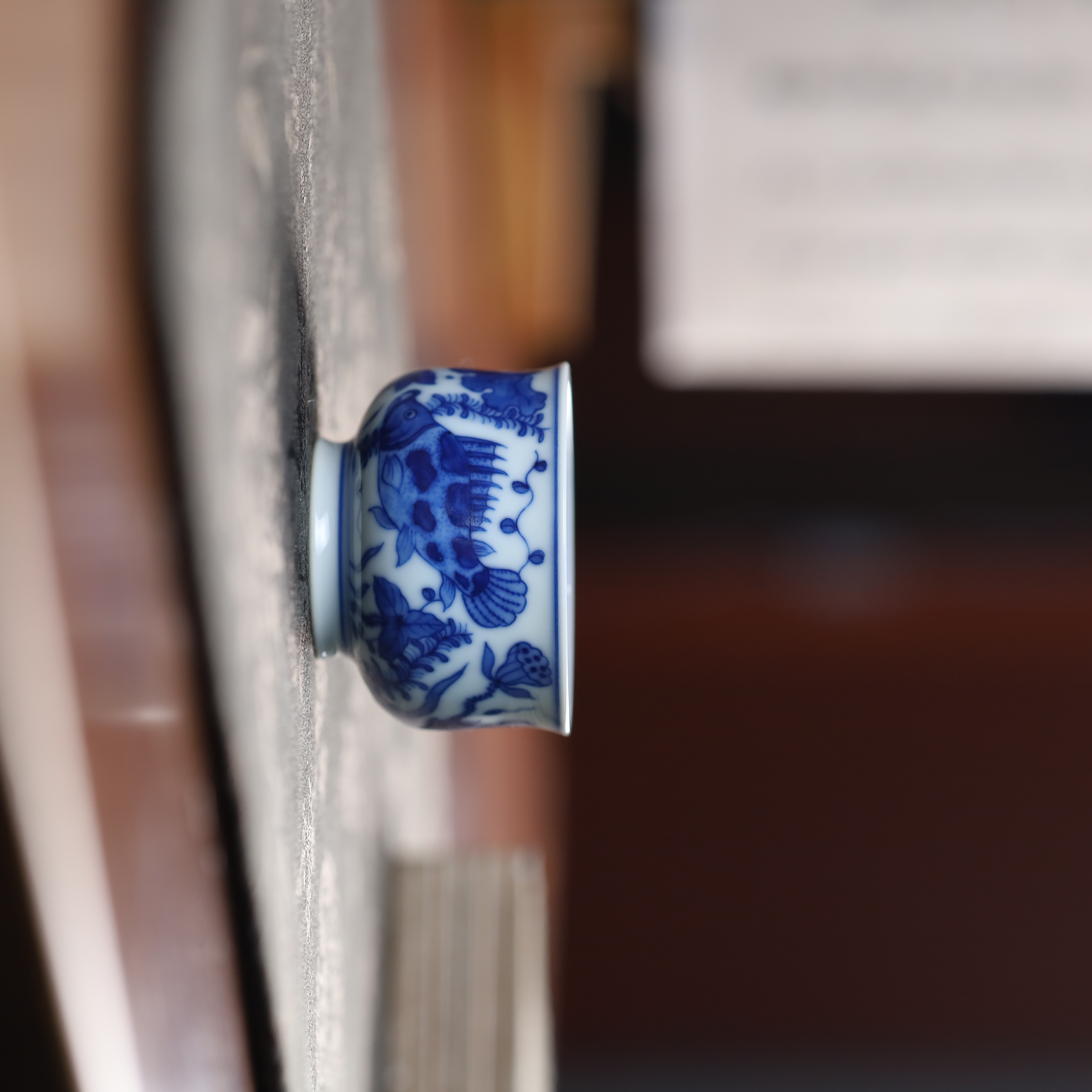 刘建锋窑青花鱼藻小炉式杯