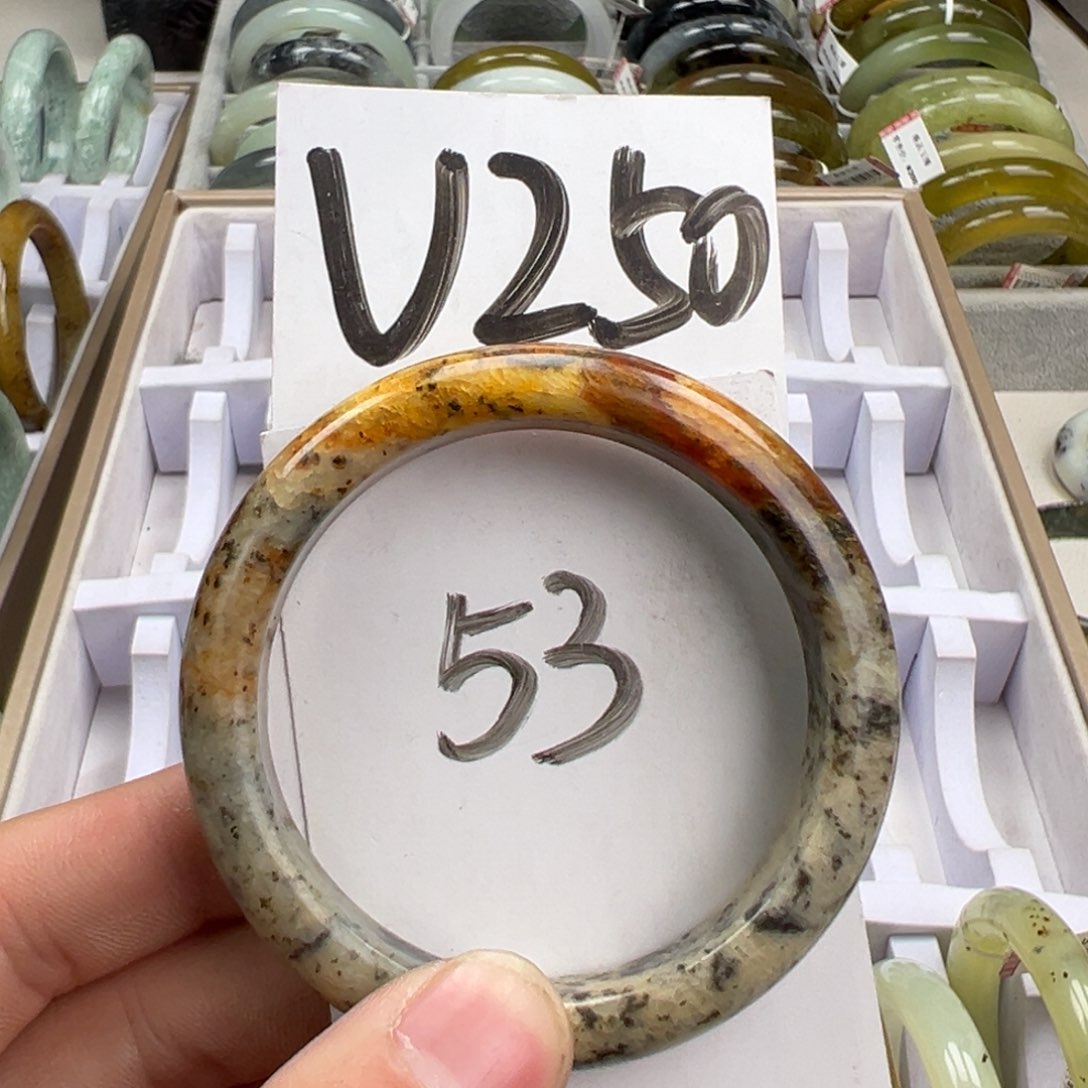 岫玉手镯未镶嵌天然岫玉微瑕