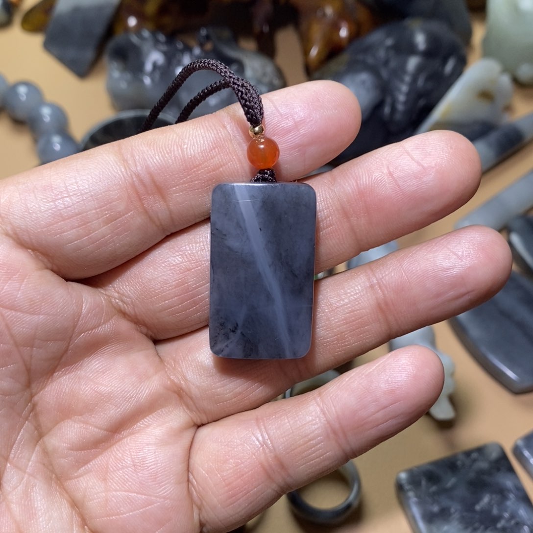 和田玉挂件未镶嵌