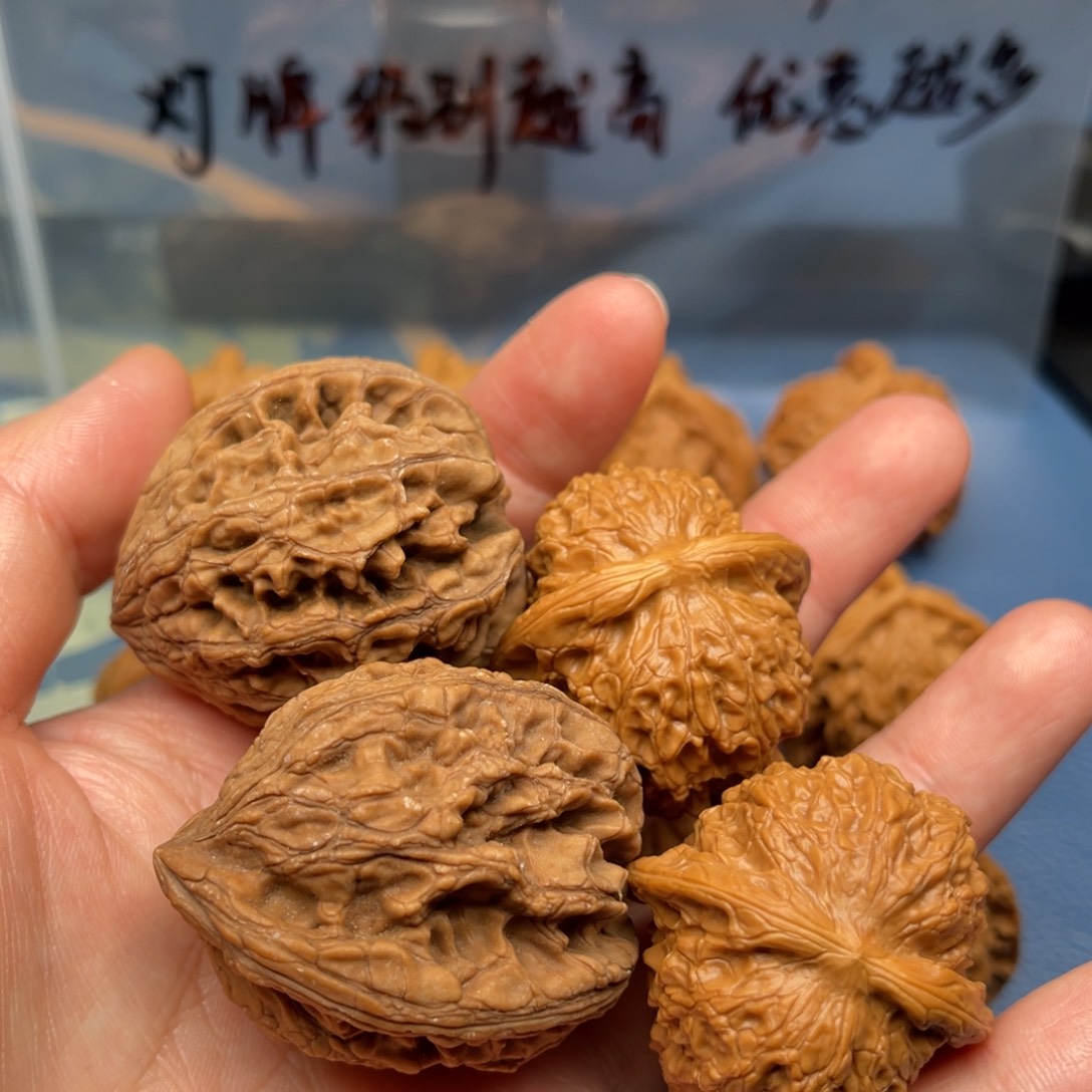 小***君吊坠文玩核桃福利核桃