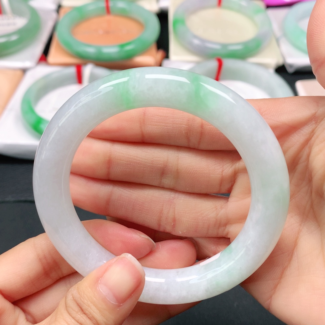 翡翠手镯（圆镯）未镶嵌天然翡翠手镯55