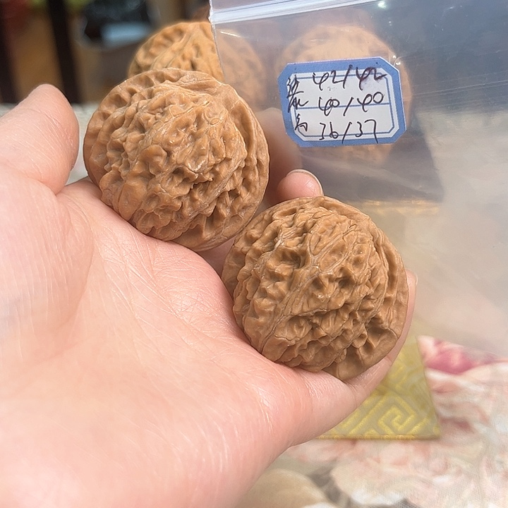 文玩核桃把件一代楼