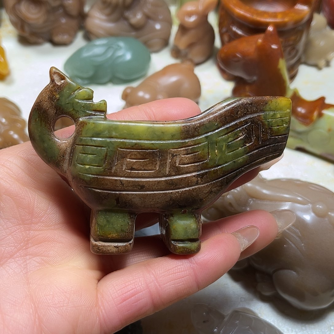 白玉菩提吊坠白玉菩提吊坠