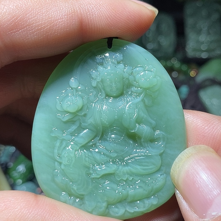 和田玉（糖玉）未镶嵌吊坠(不含链)