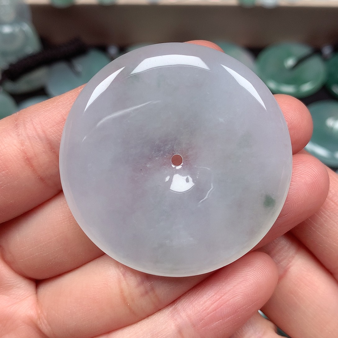 翡翠颈饰未镶嵌平安扣A