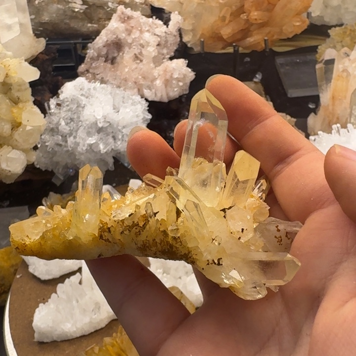 未镶嵌珠宝半成品水晶