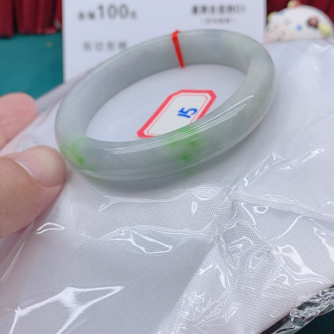翡翠手镯未镶嵌小**爷155555555