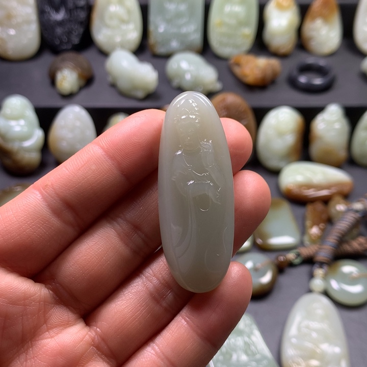 和田玉（糖玉）颈饰未镶嵌