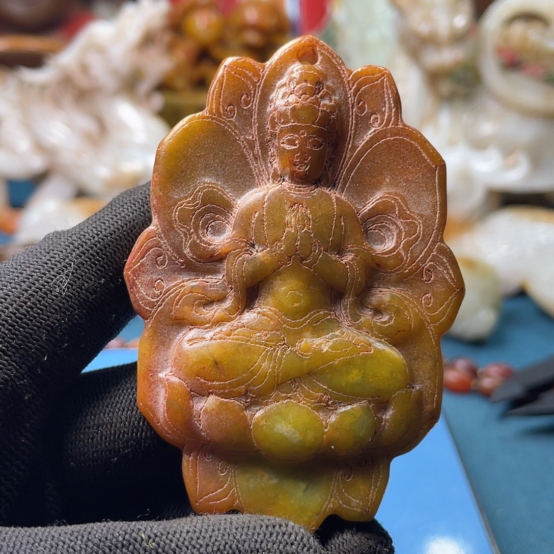 和田玉（糖玉）未镶嵌颈饰