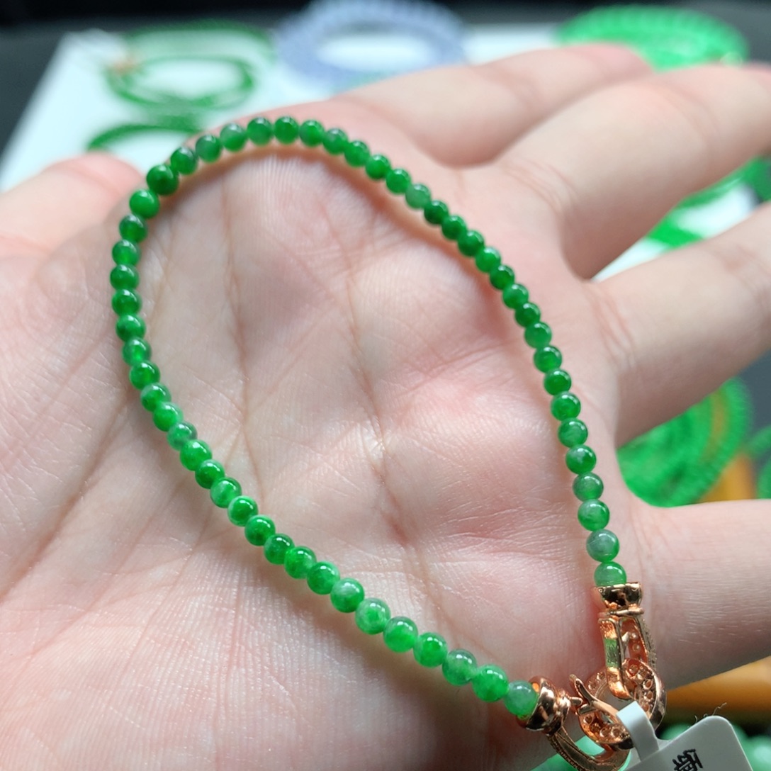 翡翠未镶嵌手链翡翠