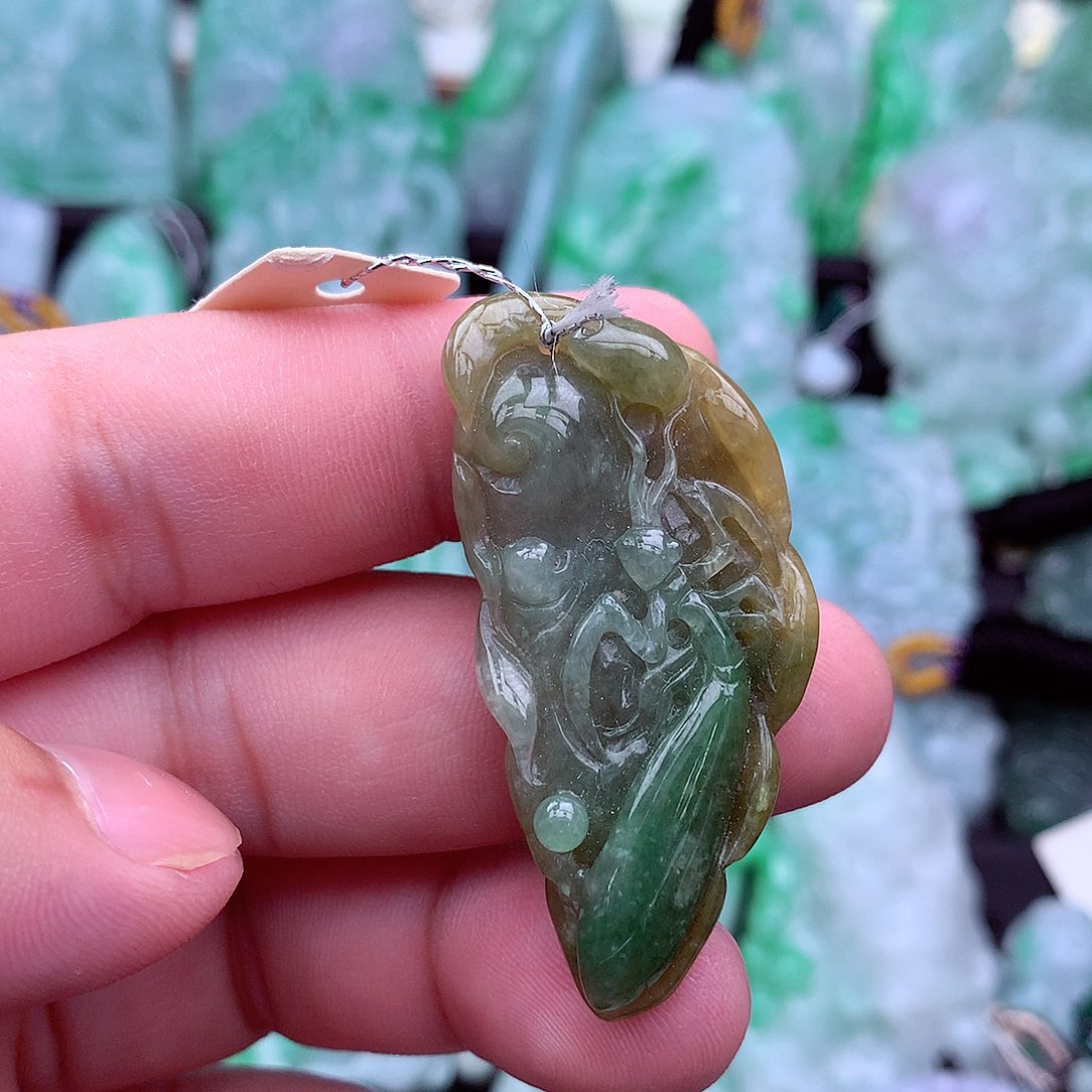 翡翠未镶嵌吊坠(不含链)