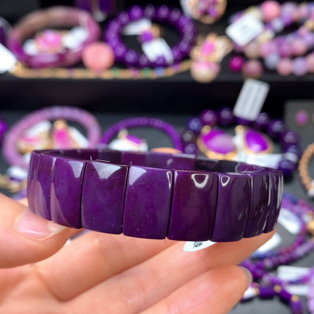 未镶嵌苏纪石（舒俱来）手牌