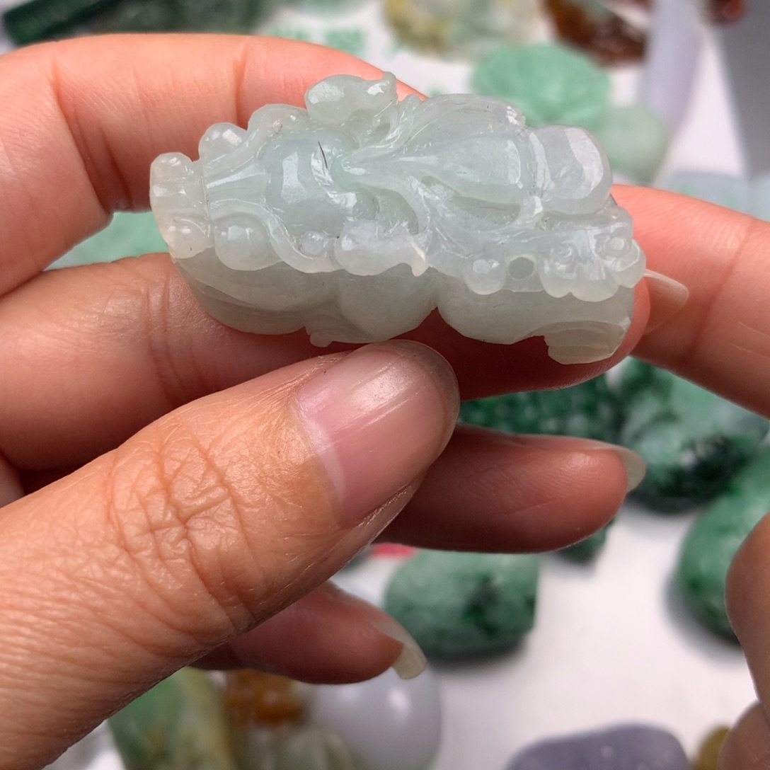 定制翡翠未镶嵌翡翠