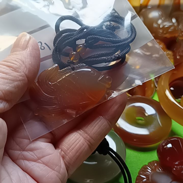 玛瑙/玉髓颈饰未镶嵌用****5