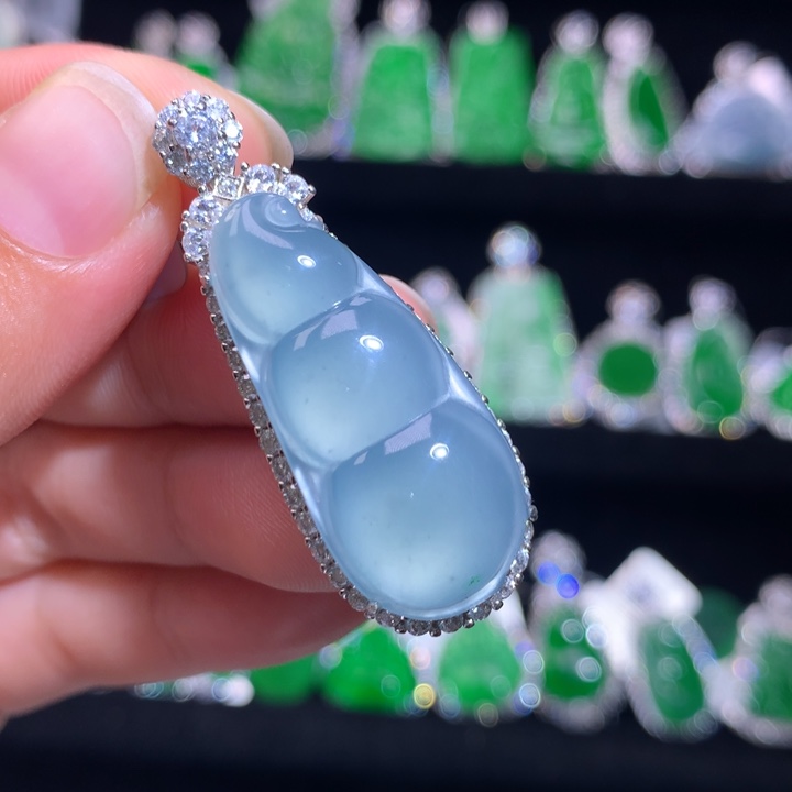 【闪购商品】颈饰银S925镶嵌翡翠天然翡翠