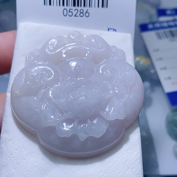 翡翠未镶嵌颈饰天光墟翡翠市场现金代购