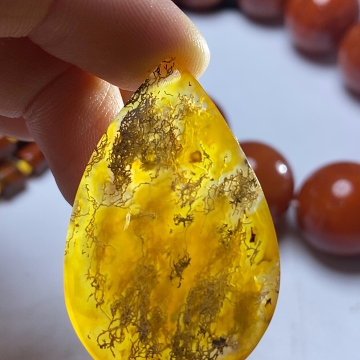 玛瑙/玉髓颈饰未镶嵌