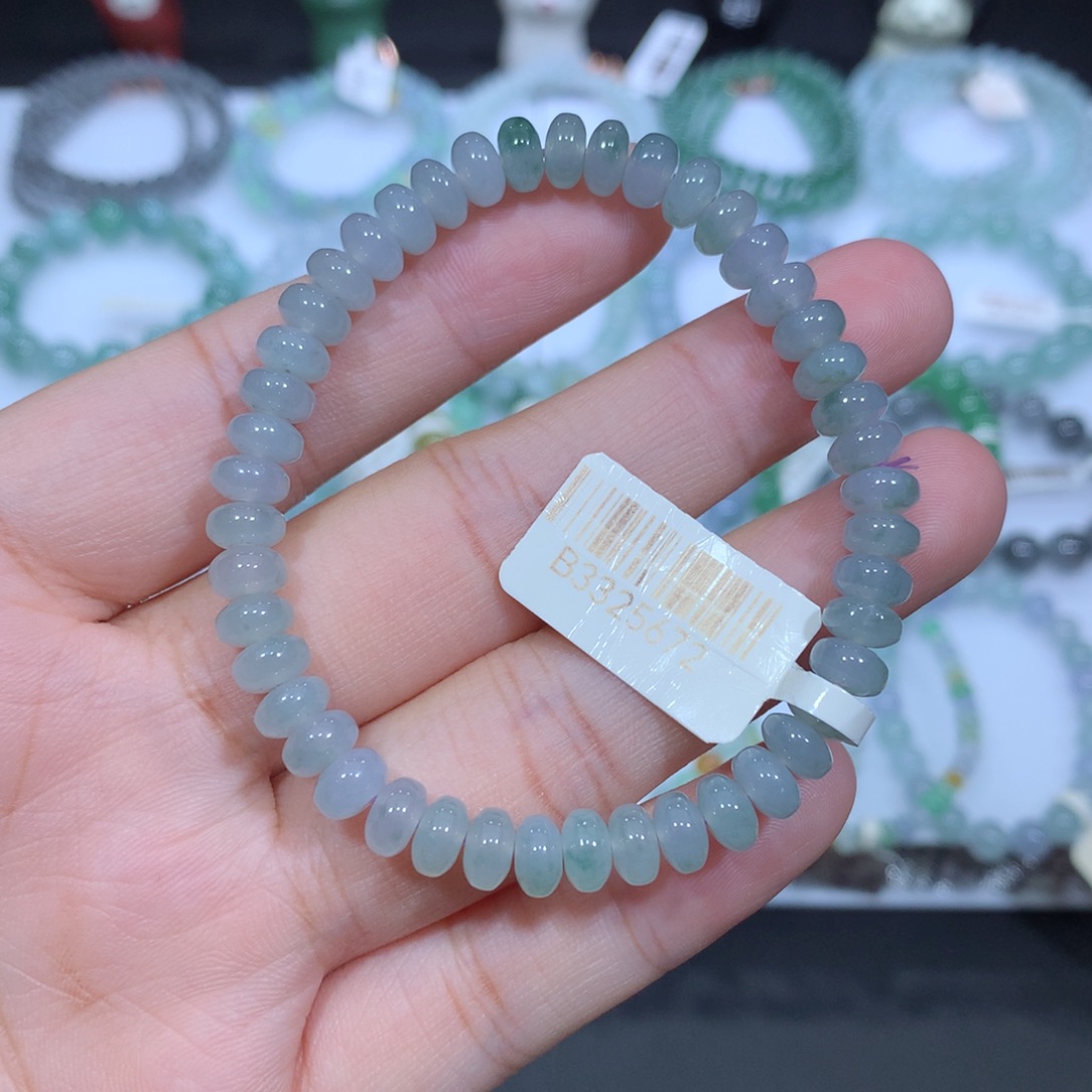 未镶嵌手串翡翠天然