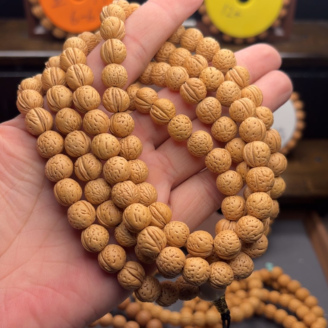 手串桃核奶油一根汀