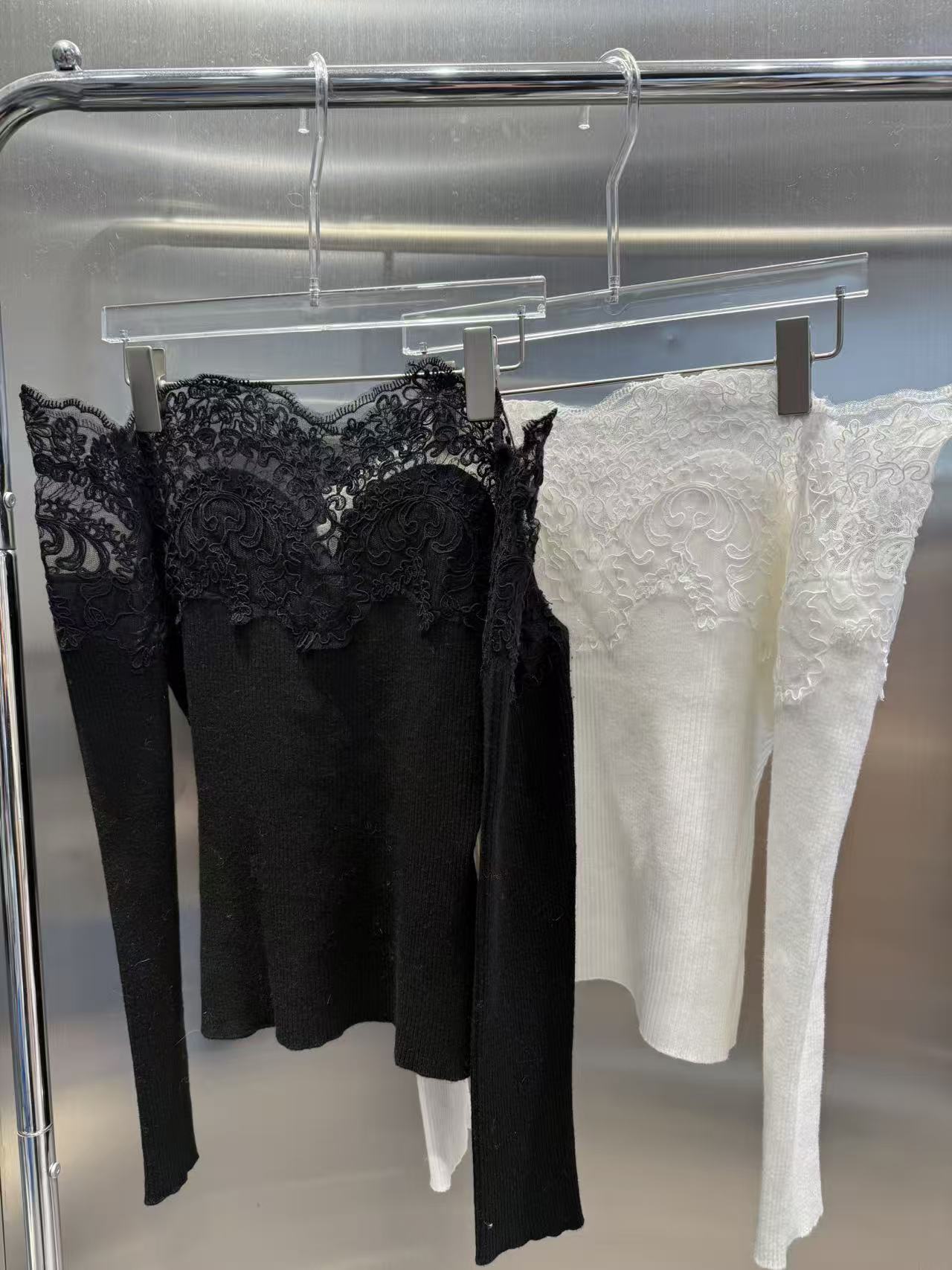 【BG原创轻奢】秋冬法式镂空蕾丝纯欲风拼接一字肩设计师长袖上衣