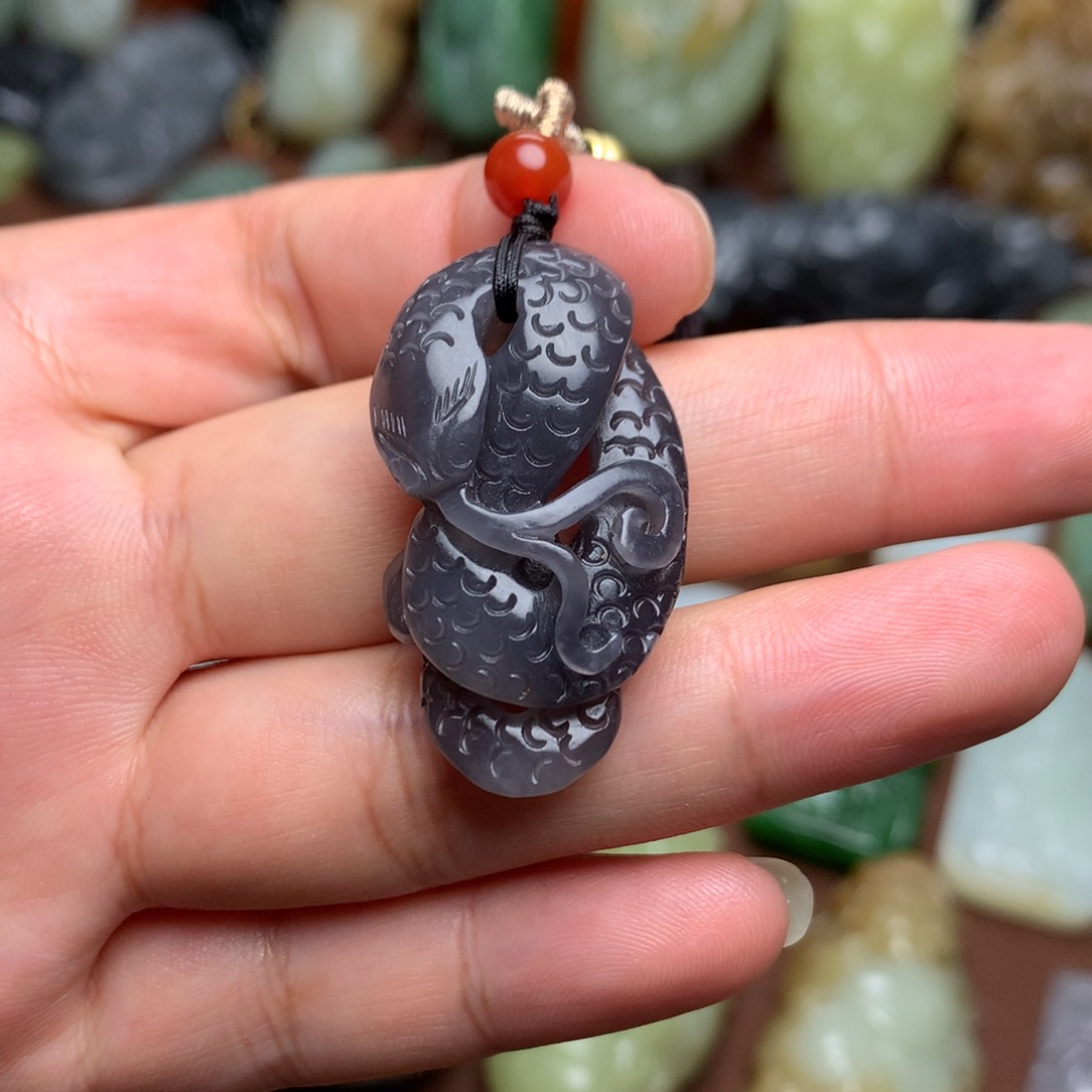 和田玉挂件未镶嵌