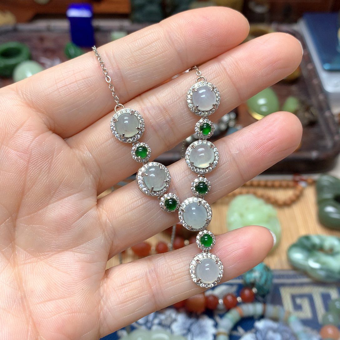 翡翠颈饰未镶嵌庆*