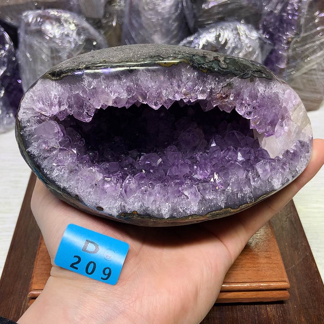 紫晶大型摆件（非配饰）未镶嵌