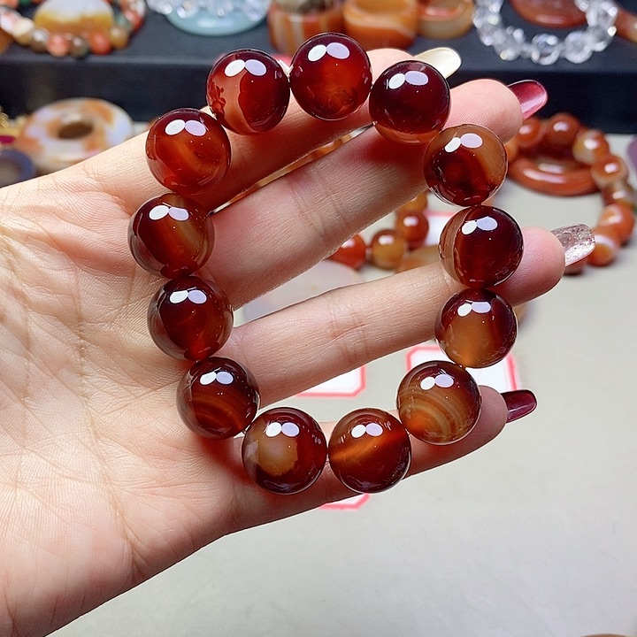 玛瑙/玉髓吊坠未镶嵌善****凡