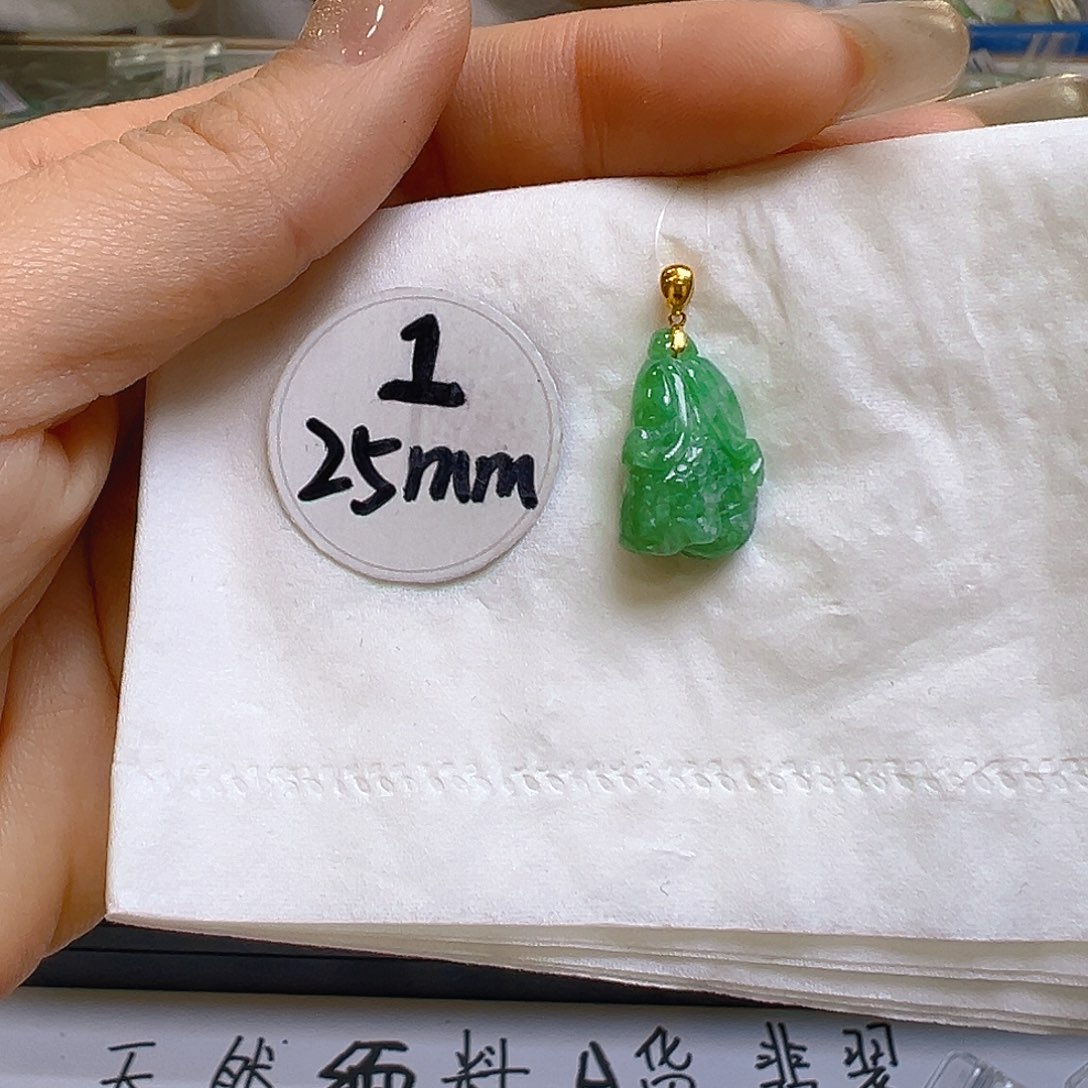 翡翠颈饰18K金镶嵌翡翠