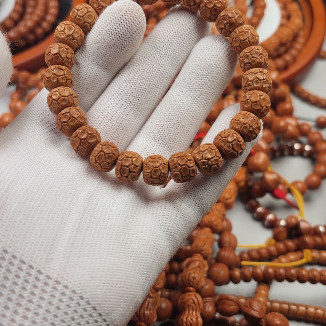 桃核吊坠牛**儿一物一图