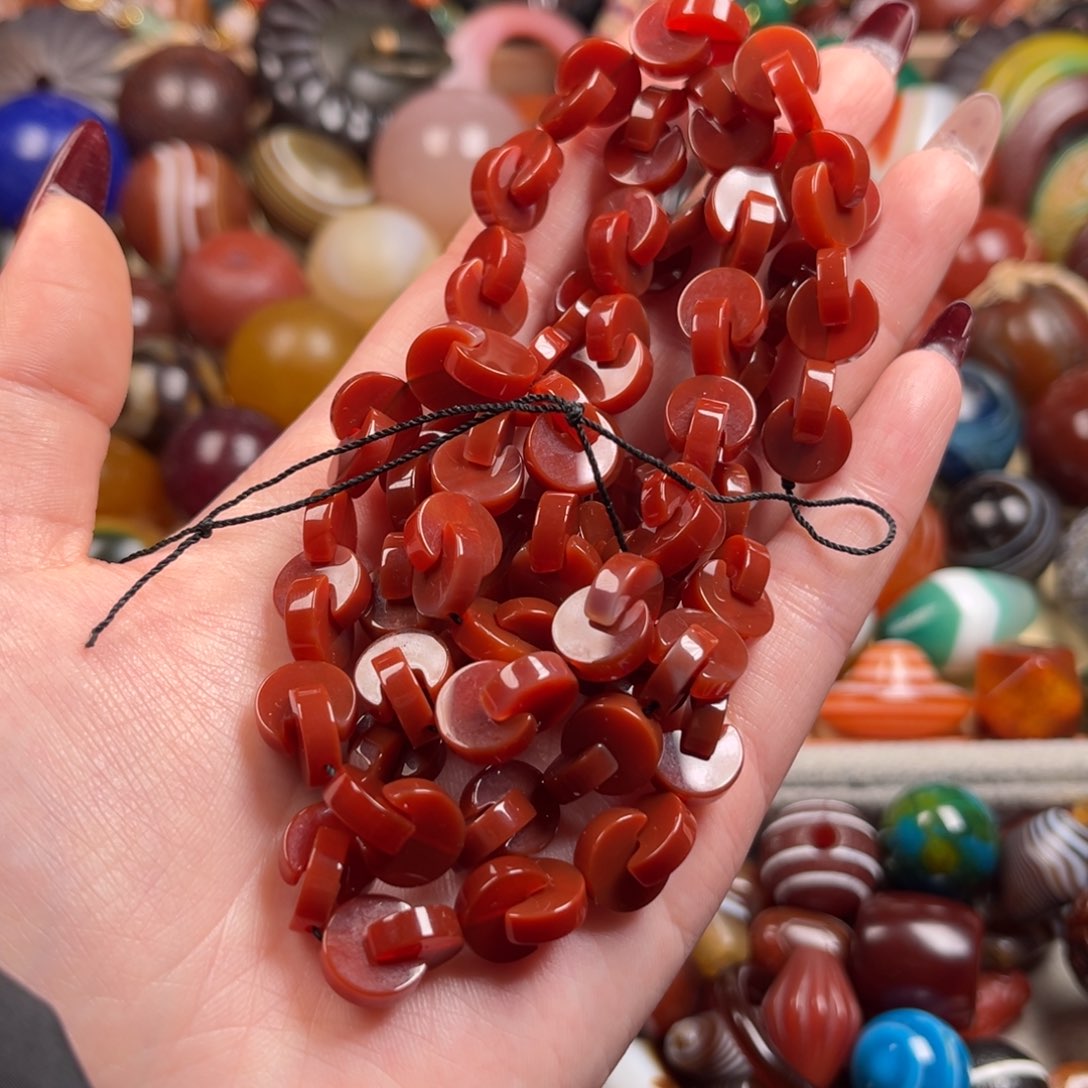 玛瑙/玉髓颈饰未镶嵌