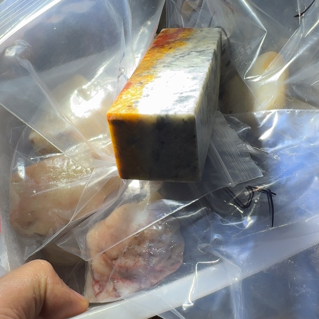 小***葩寿山石8998888999988