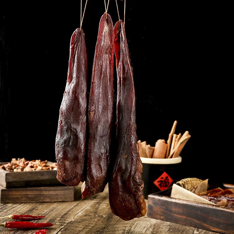 四川传统农家烟熏腊猪舌kl2