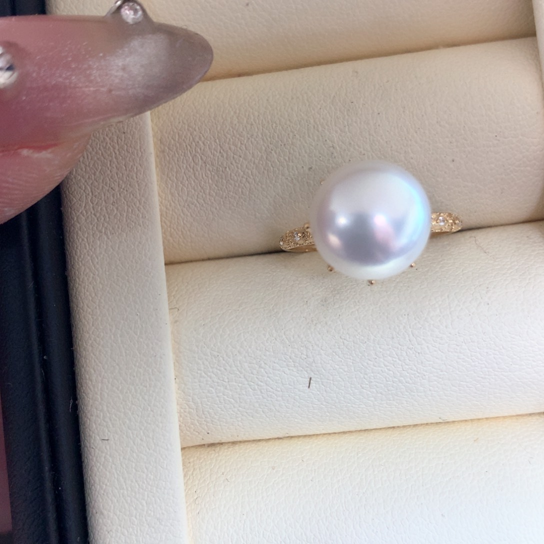 海水珍珠戒指18K金镶嵌