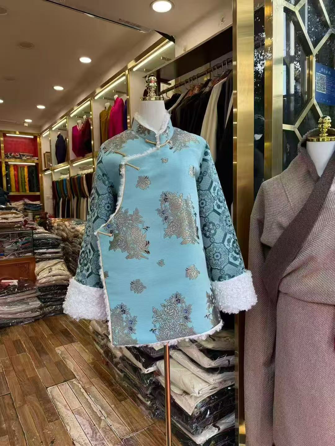 女士藏式外套加厚加绒冬季显瘦
