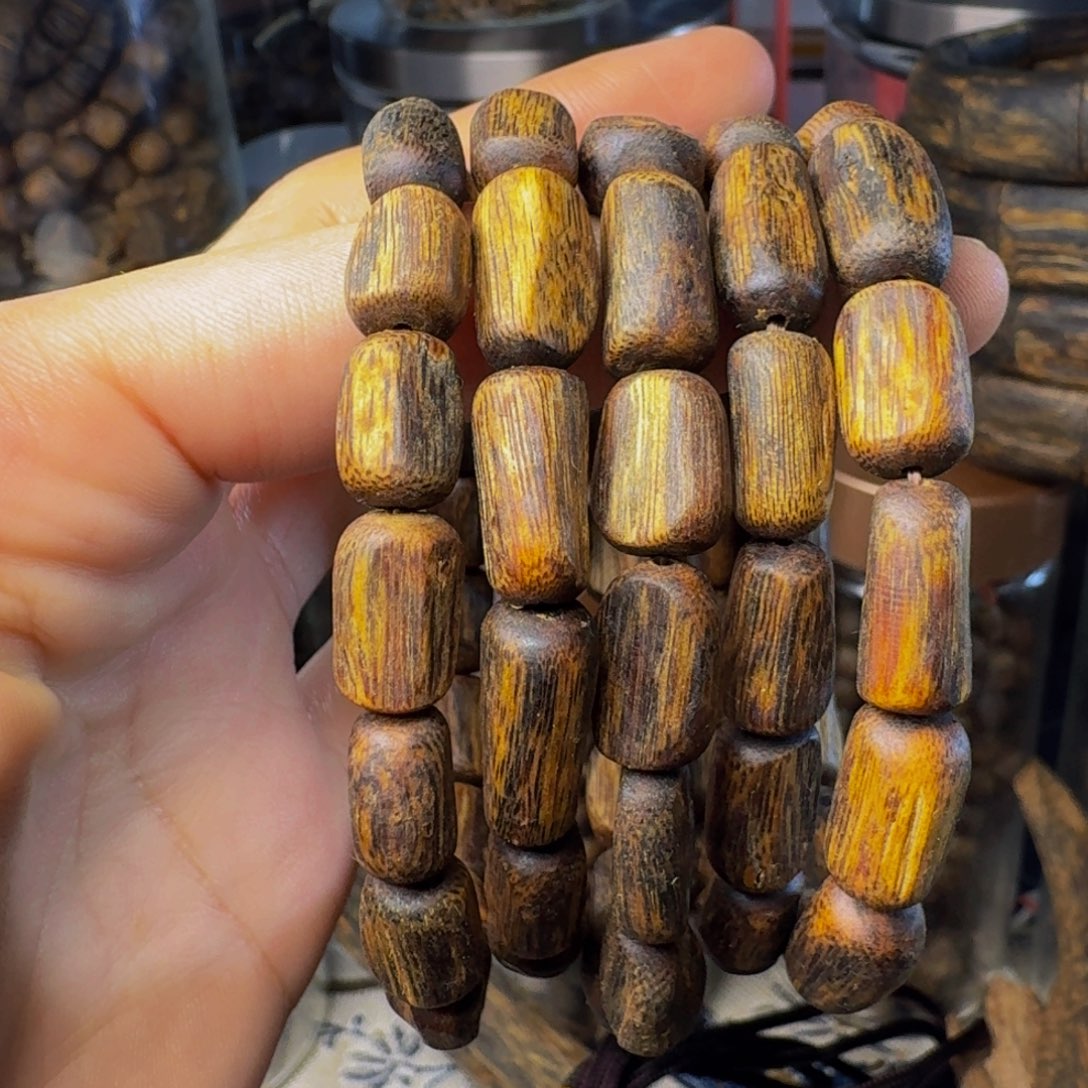 沉香碎屑沉香沉水浮树心油6克发一条